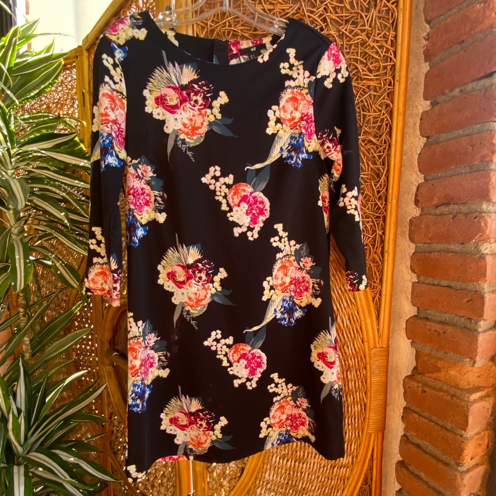 H&M Black Dress with Floral Design Size Small Long Sleeves